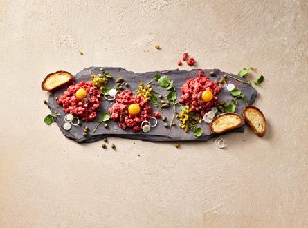 Rindstartar mit Toast | Chirat Rezept